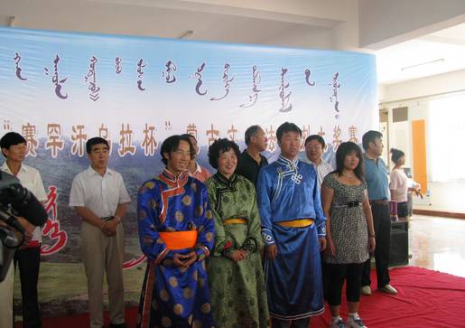 致力于传播、传承蒙古文书法艺术的内蒙古自治区通辽市科尔沁左翼后旗蒙古文书法家协会
