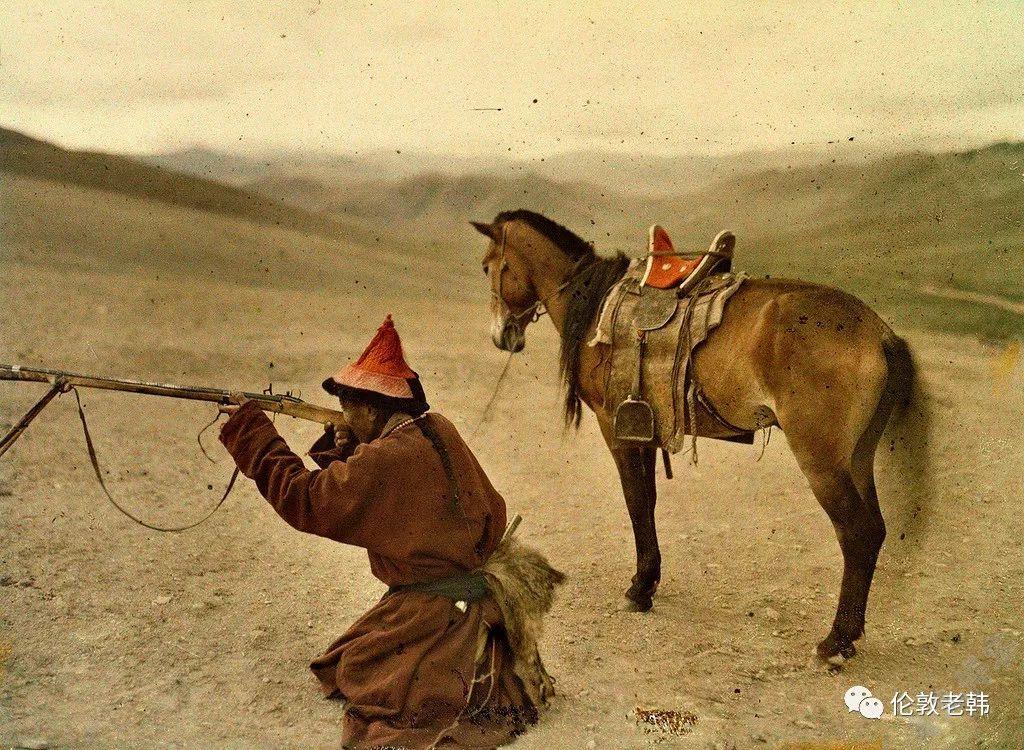 蒙古往事：再现百年前生活的真实色彩