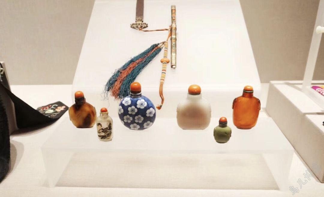 国家级文化遗产·蒙古族「鼻烟壶」的习俗和领悟