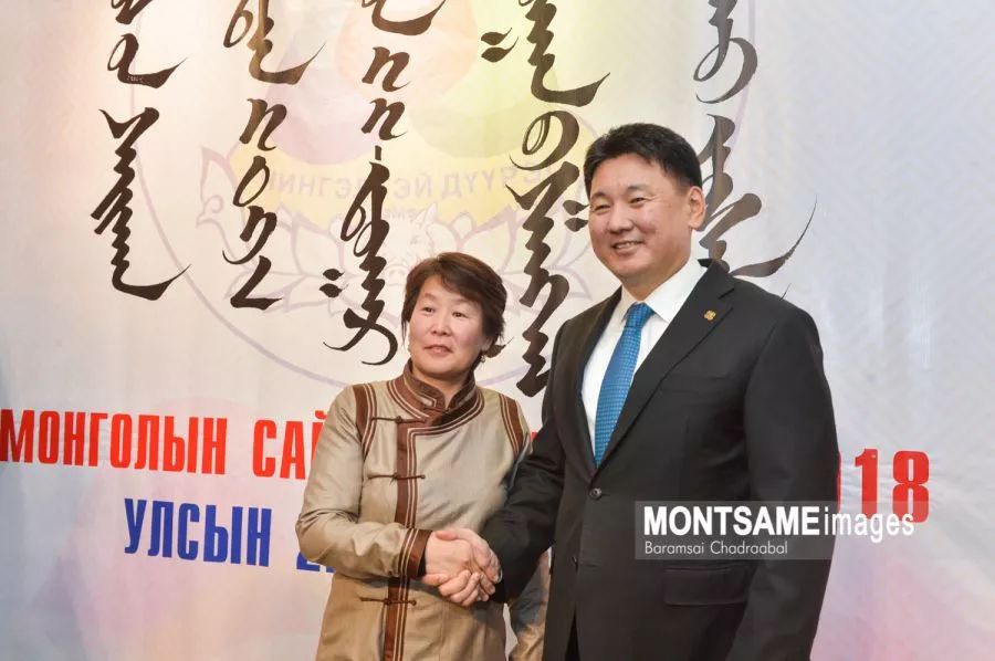 蒙古国最美书法大赛优胜者揭晓