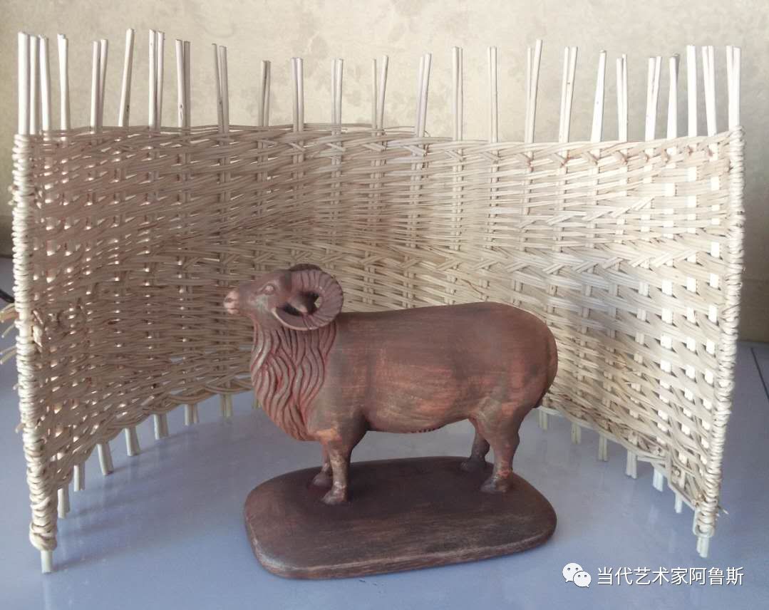 锡林郭勒草原民间艺人阿拉腾敖都的根雕艺术作品欣赏 第6张