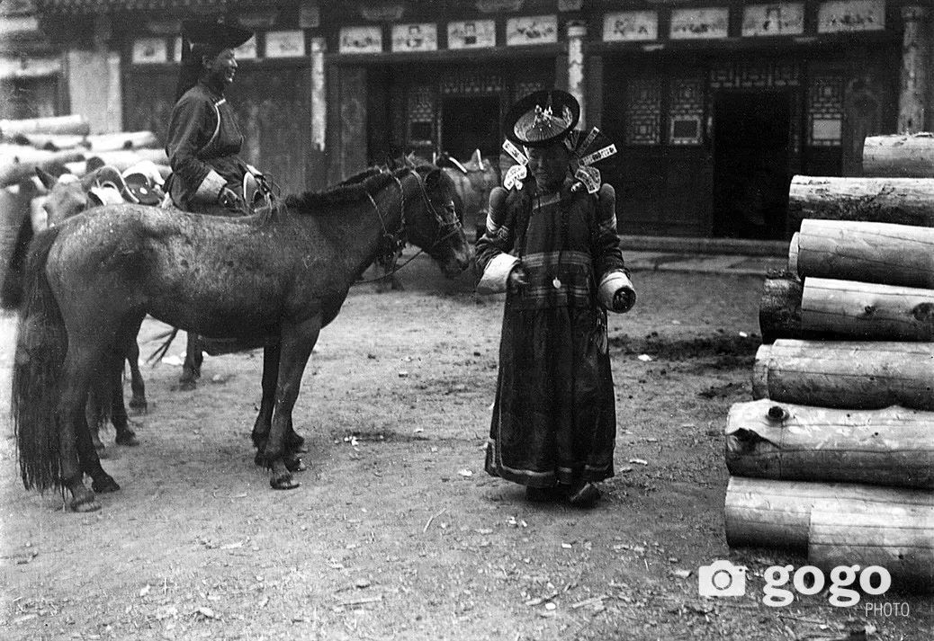 珍贵老照片：19世纪后期的蒙古妇女 第2张