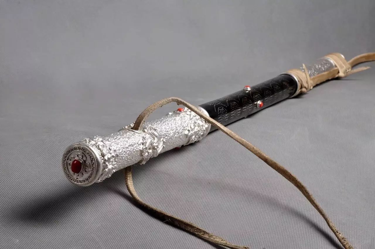 蒙古族制作马鞭的传统手艺