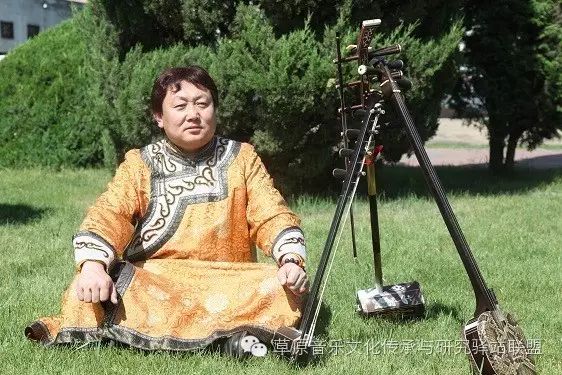 蒙古族说唱艺术家布仁巴雅尔(库伦人）