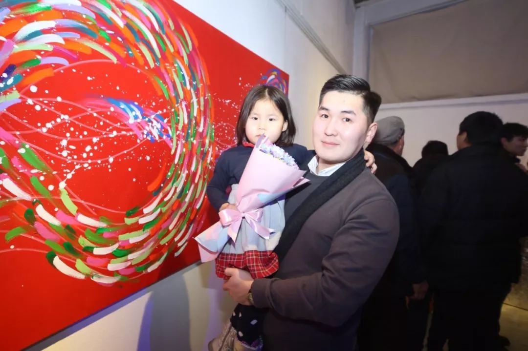 蒙古青年艺术家们发起“ MODERN KUNST 21”展览