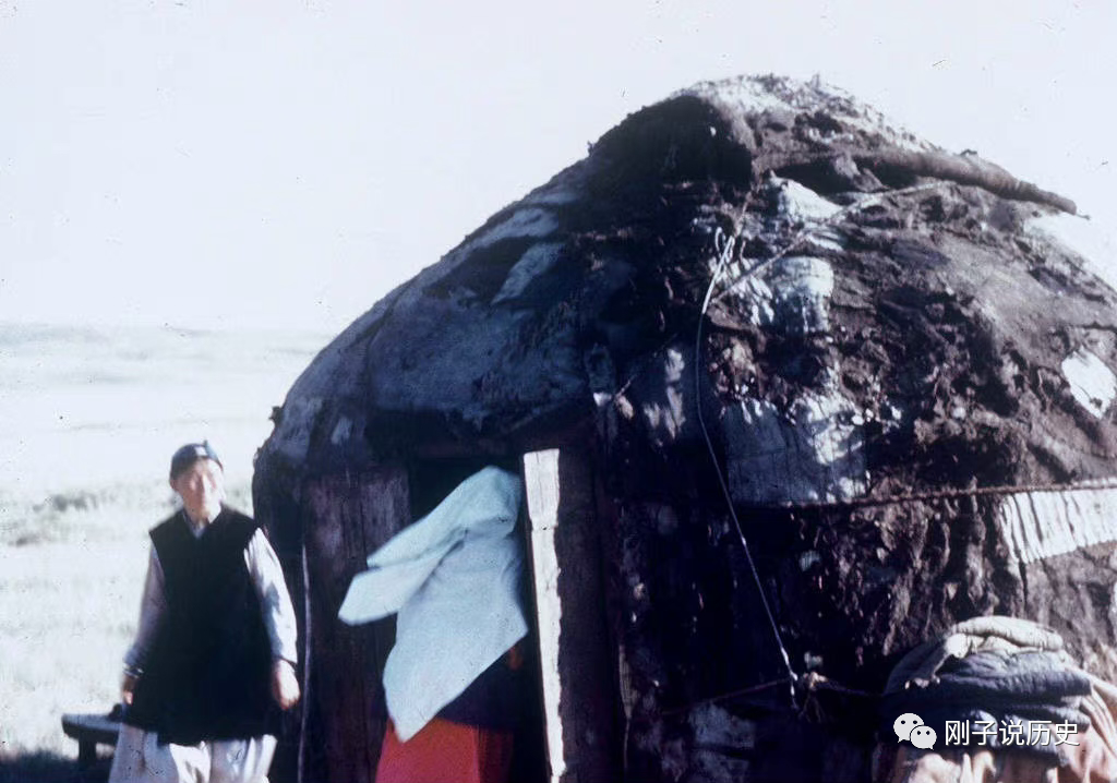“1944年，内蒙古鄂尔多斯（老照片）”